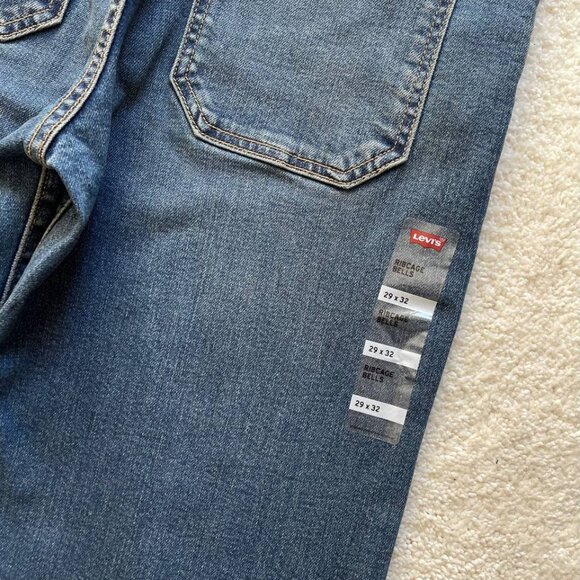 NWT Levi's Ribcage Bells High Rise Western Design Women's Jeans Size 29/32 - Picture 3 of 16